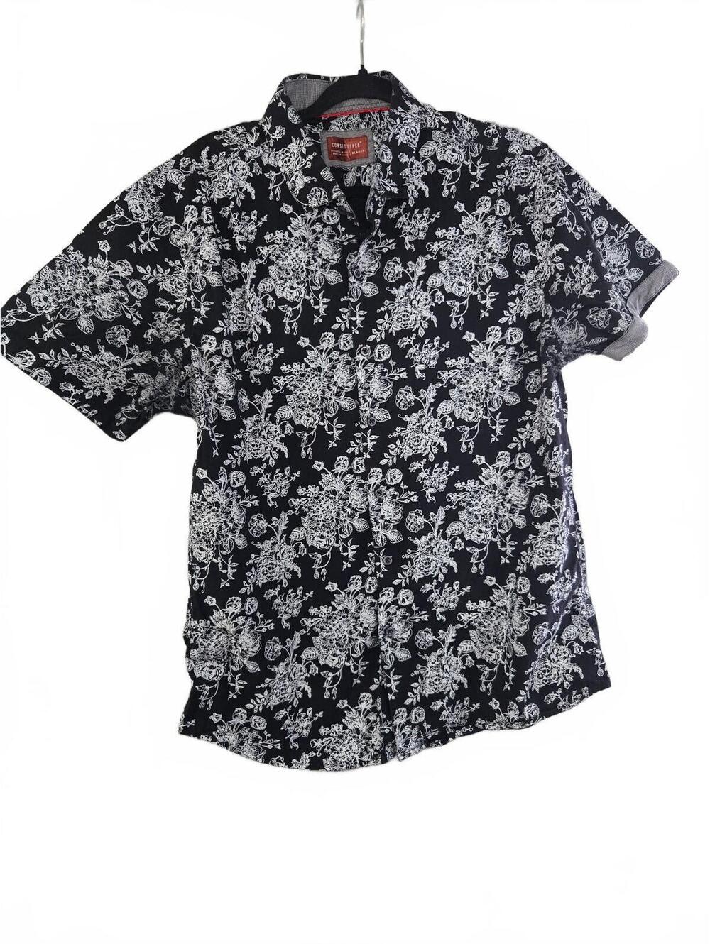 Consequence Men's XL Black and White Floral Short Sleeve Button-Up Shirt